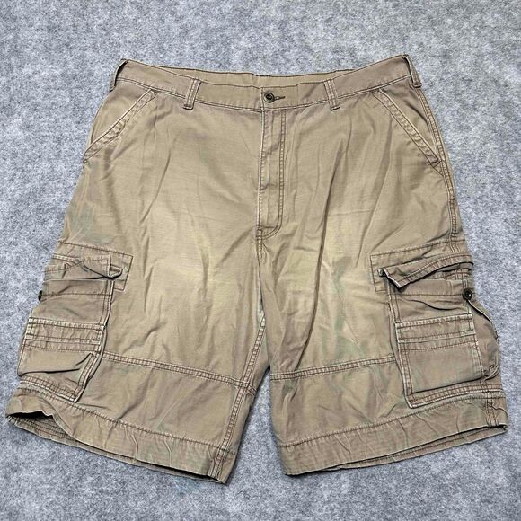 Levi's Men's Multiple Pockets Belt Loops Cargo Shorts Size W42 Khaki Medium Wash - Picture 1 of 7